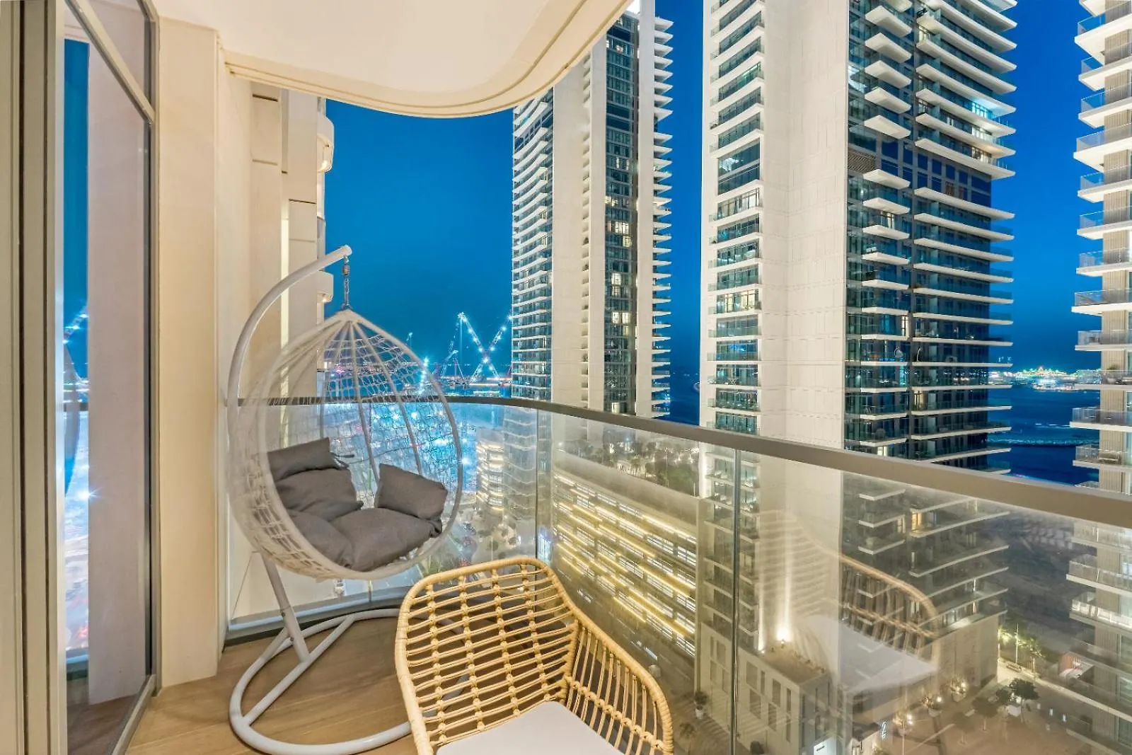 Beachfront Bliss In Marina Vista New & Cozy Dubai 0*,  United Arab Emirates