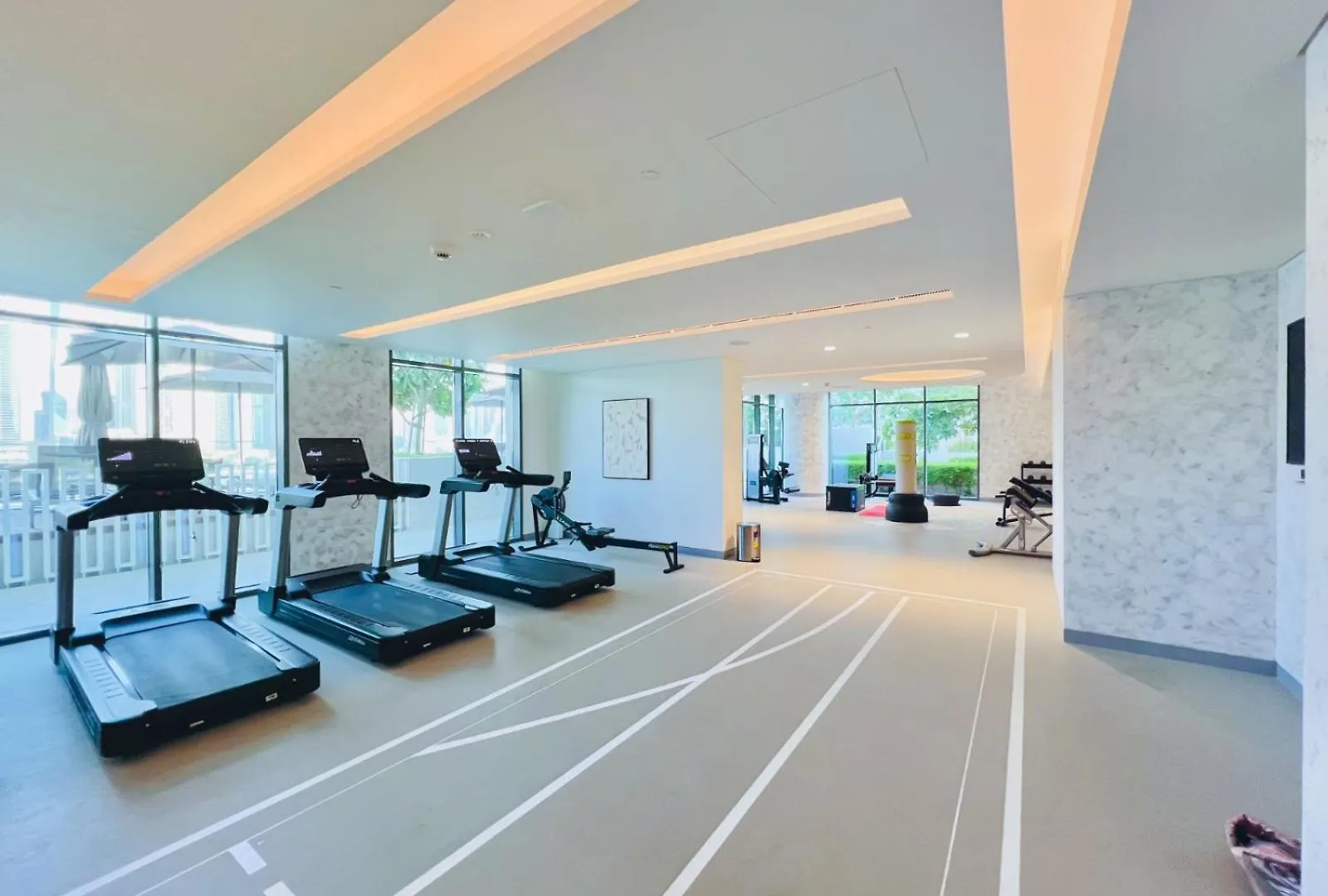 Beachfront Bliss In Marina Vista New & Cozy Dubai